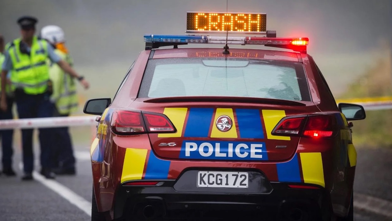 Crash near Okura on SH1